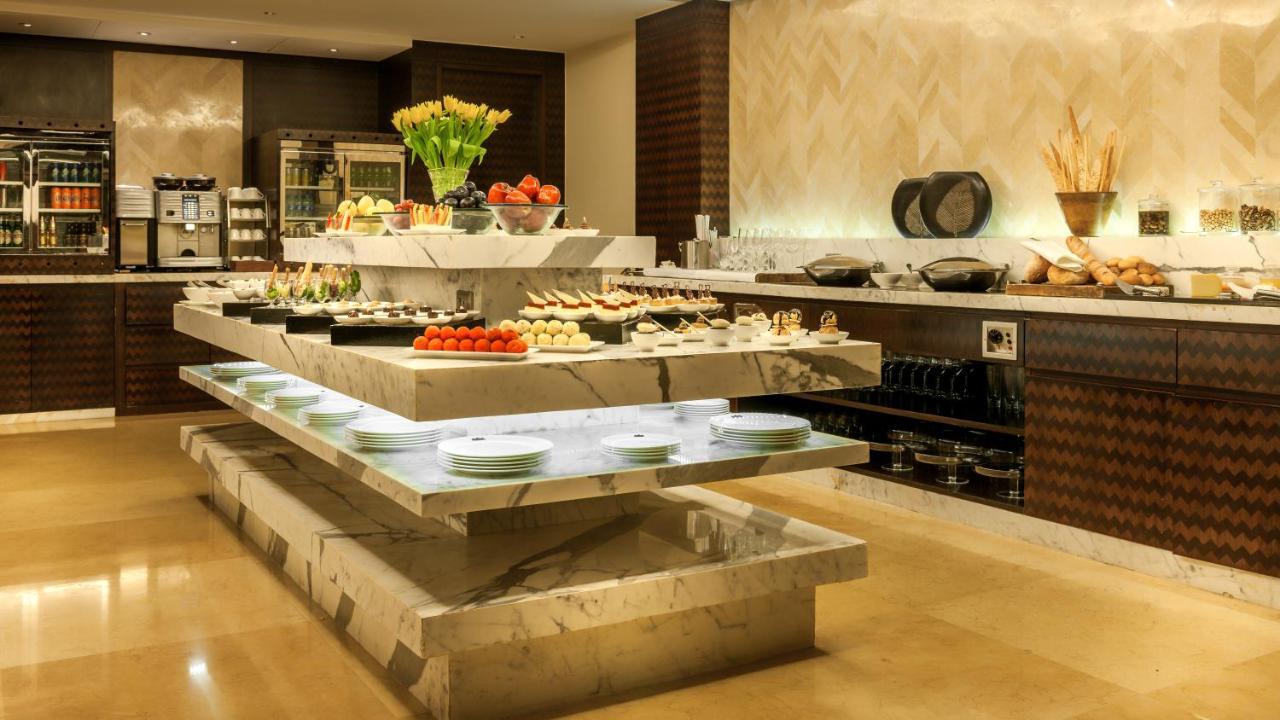 Grand Hyatt Goa Hotel Bambolim Bagian luar foto